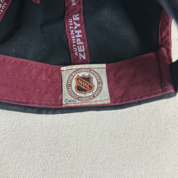 Vintage Broken In Phoenix Coyotes Hockey Authentic Zephyr The Z Hat Ball Cap - Picture 15 of 16